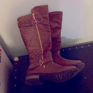 High zip up knee Boots